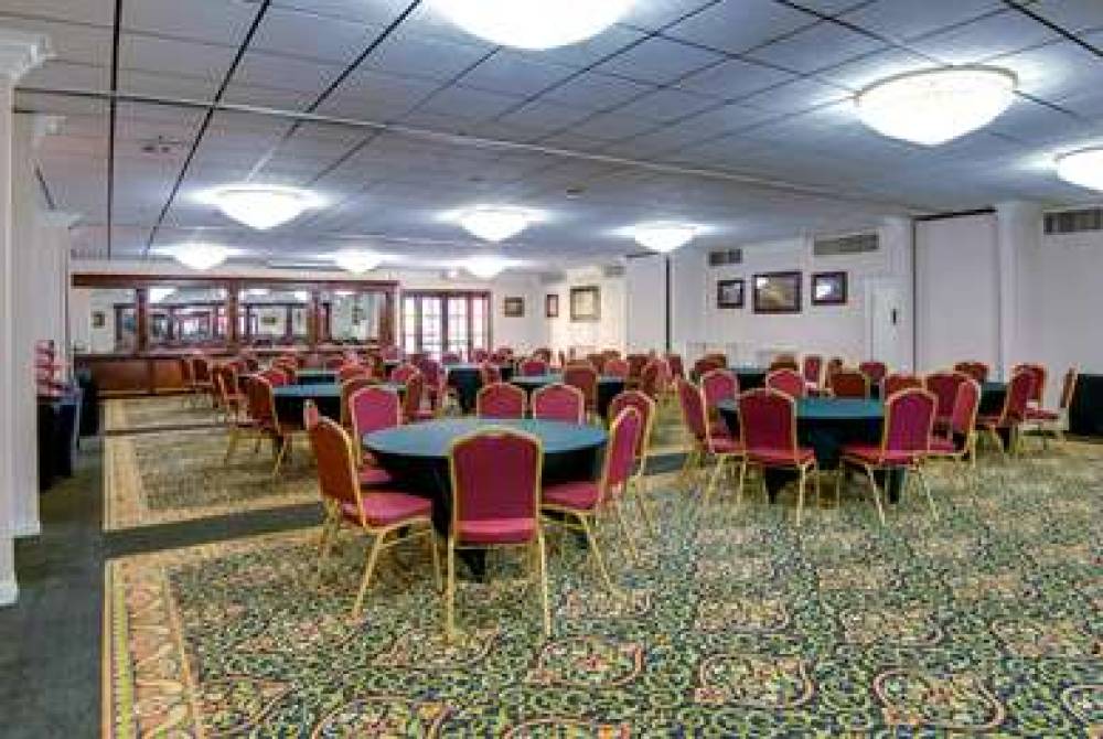 RAMADA BY WYNDHAM, METAIRIE NEW ORL 10