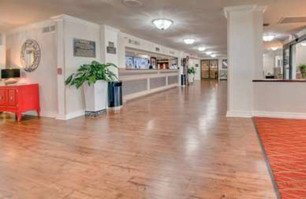 RAMADA BY WYNDHAM, METAIRIE NEW ORL 1