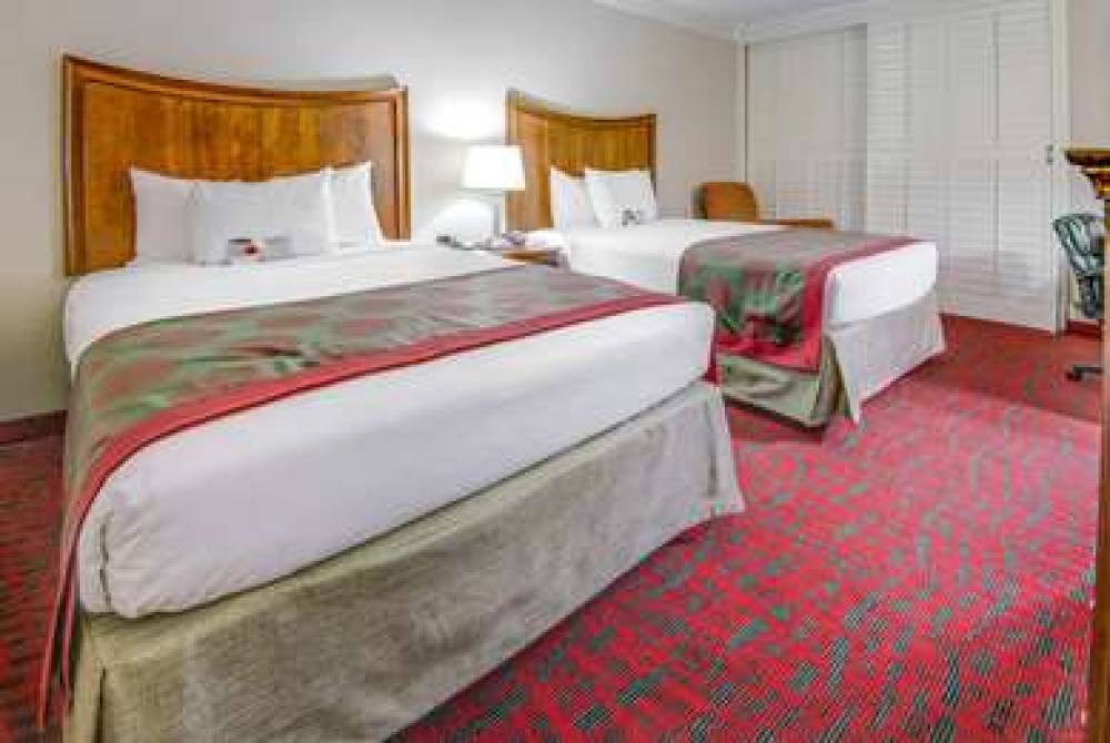 RAMADA BY WYNDHAM, METAIRIE NEW ORL 8