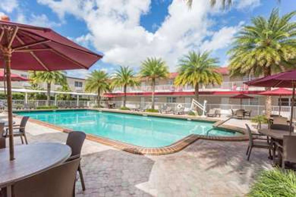 RAMADA BY WYNDHAM, MIAMI SPRINGS/MI 7