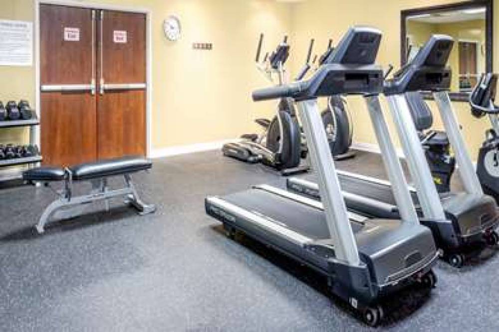 RAMADA BY WYNDHAM, SALT LAKE CITY N 4