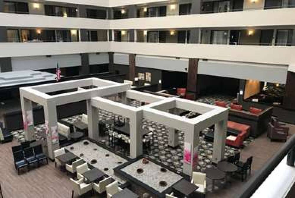 RAMADA BY WYNDHAM SOUTHFIELD 3