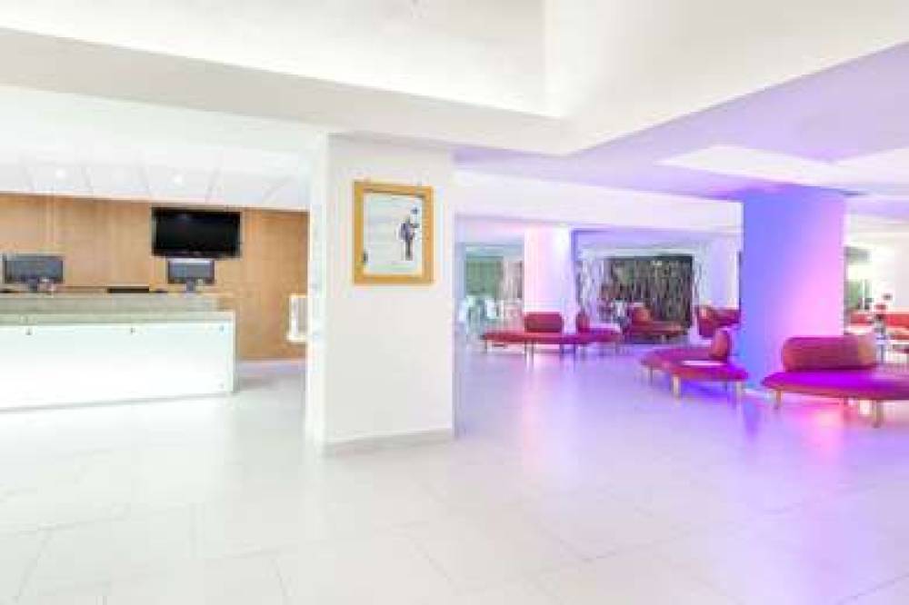 Ramada Cancun City 3