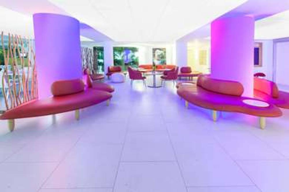 Ramada Cancun City 5