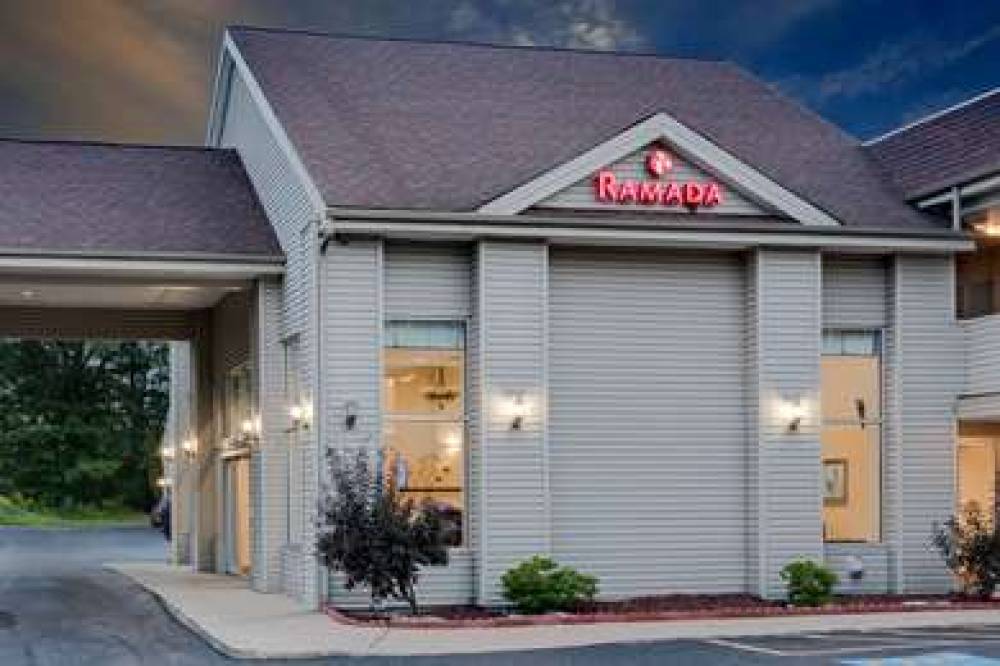 Ramada Cleveland Airport West 1
