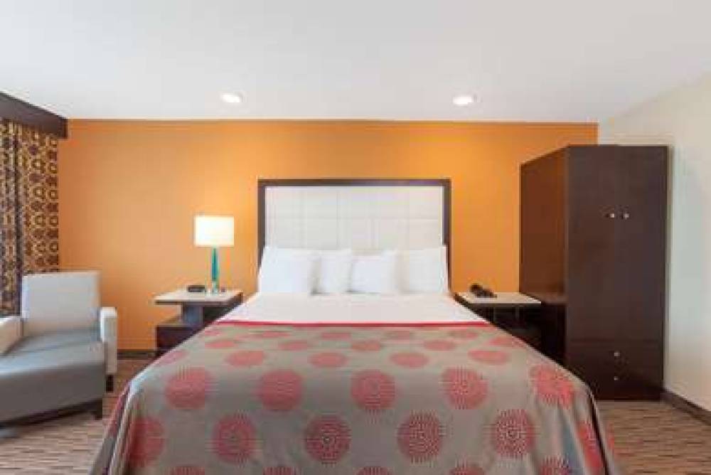 Ramada Culver City 6