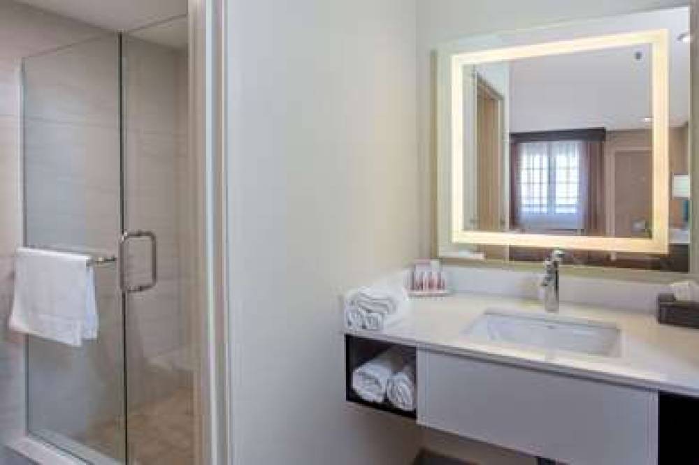 Ramada Culver City 10