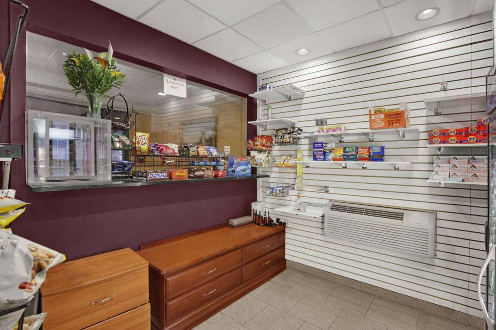 Ramada East Orange 9