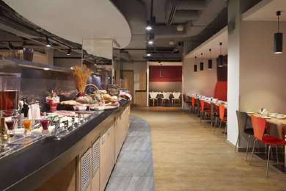RAMADA ENCORE BY WYNDHAM KYIV 8