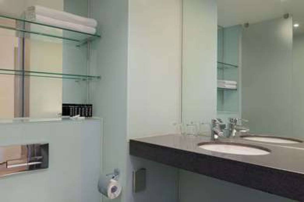 RAMADA ENCORE BY WYNDHAM KYIV 5