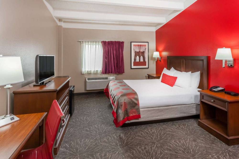 Ramada Hammond Hotel & Conference Center 3