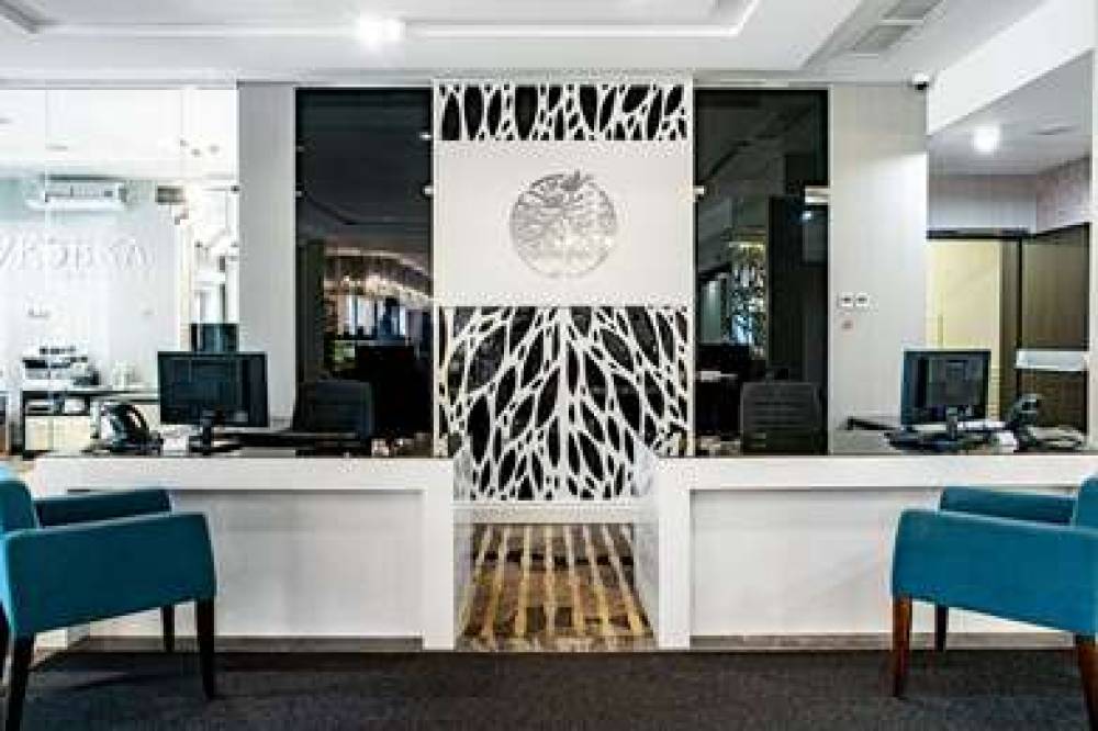RAMADA HOTEL AND SUITES BY WYN 9