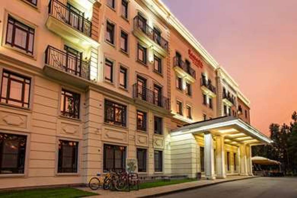 Ramada Hotel And Suites By Wyn