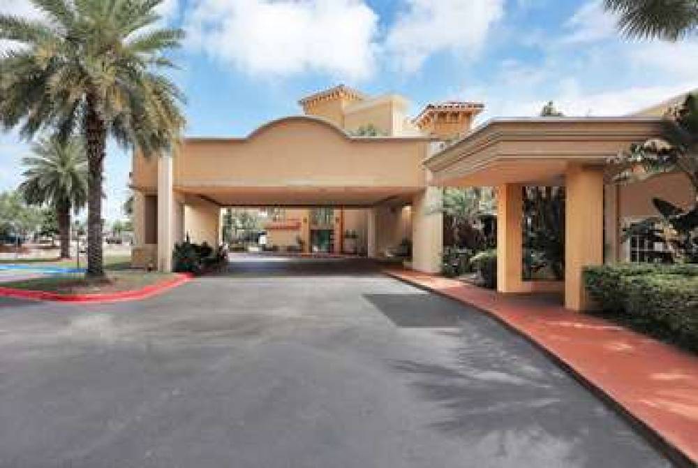 Ramada Jacksonville/Baymeadows Hotel & Conference Center 4