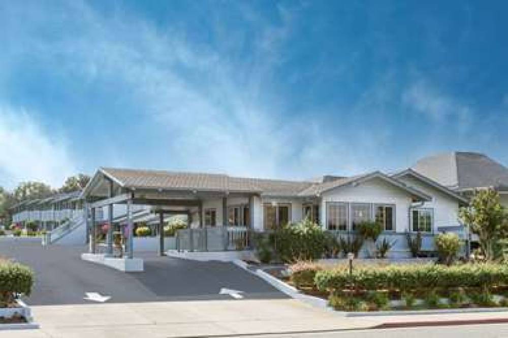 Ramada Monterey