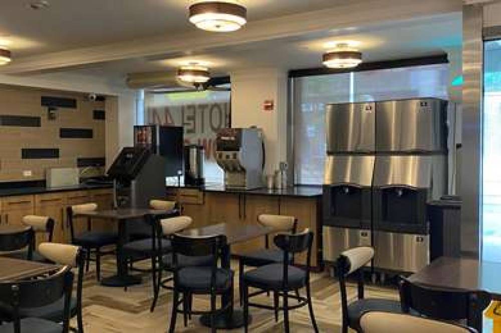 RAMADA NEW YORK TIMES SQUARE WEST 5