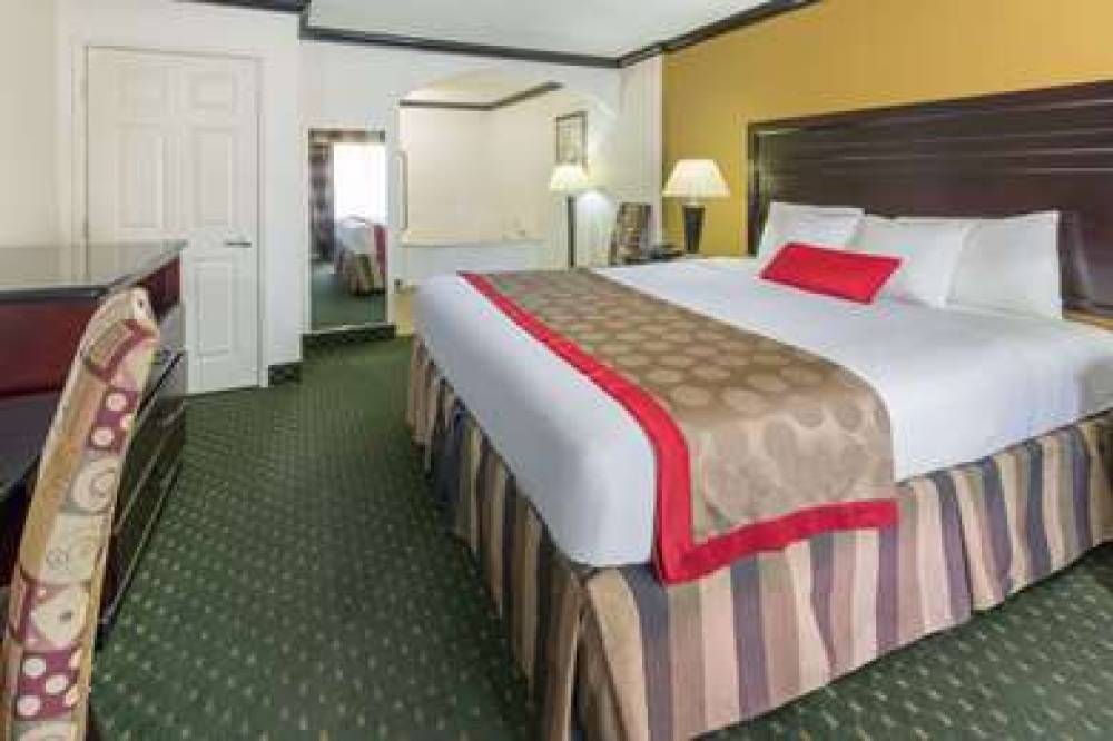 Ramada Ontario 9