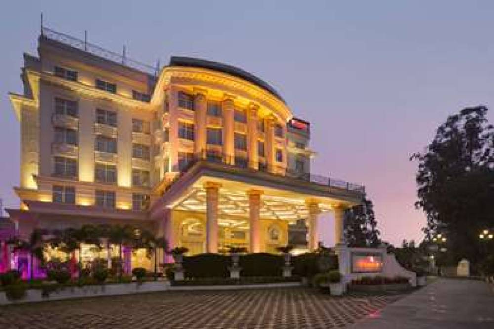 RAMADA PLAZA BY WYNDHAM CHANDIGARH 1