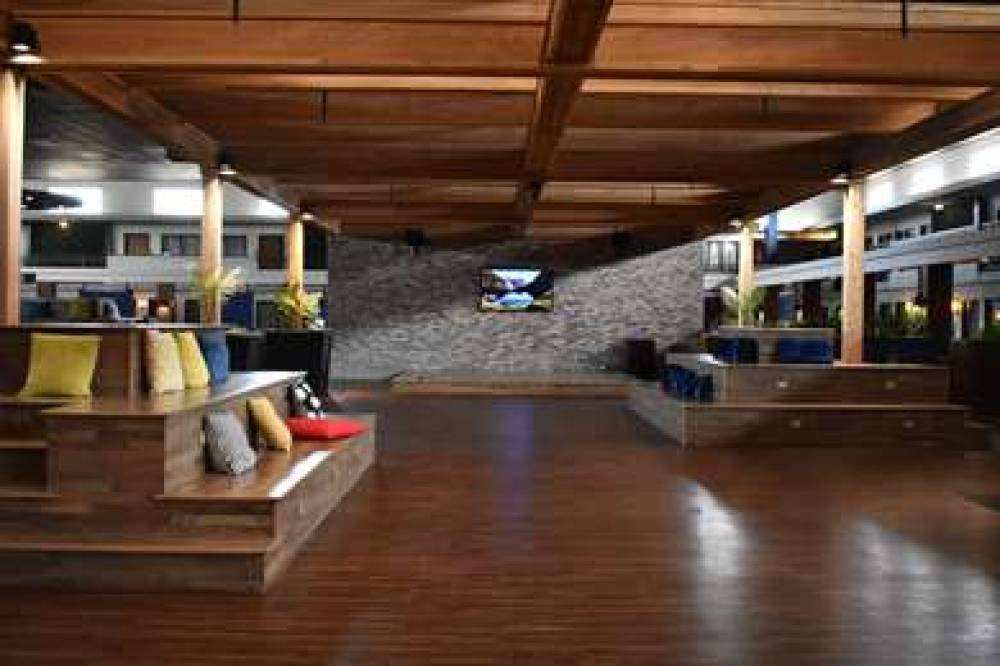 Ramada Plaza By Wyndham Omaha