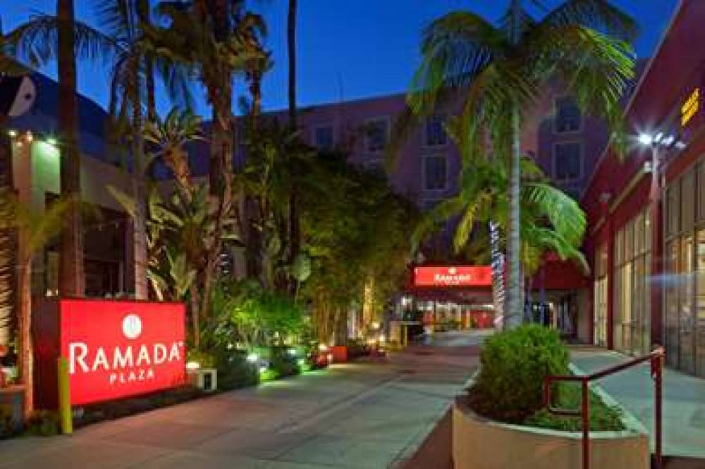 Ramada Plaza By Wyndham West Hollywood Hotel & Suites 2