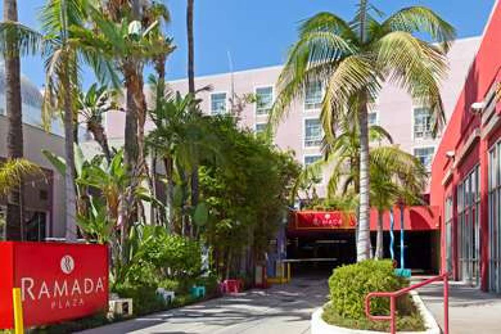 Ramada Plaza By Wyndham West Hollywood Hotel & Suites 1
