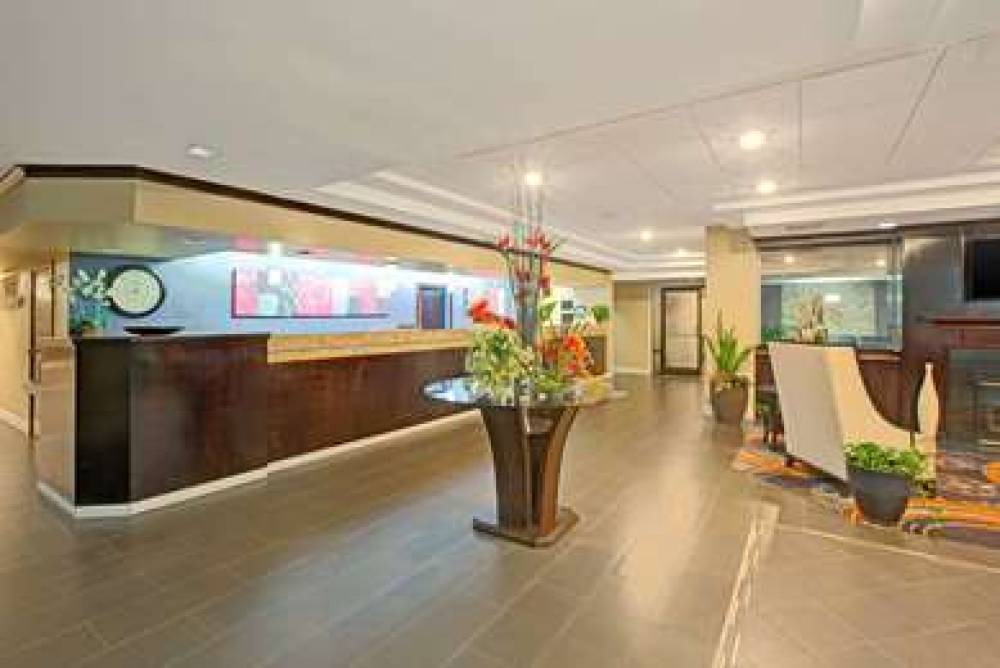 RAMADA PLAZA & CONF CENTER BY WYNDH 5