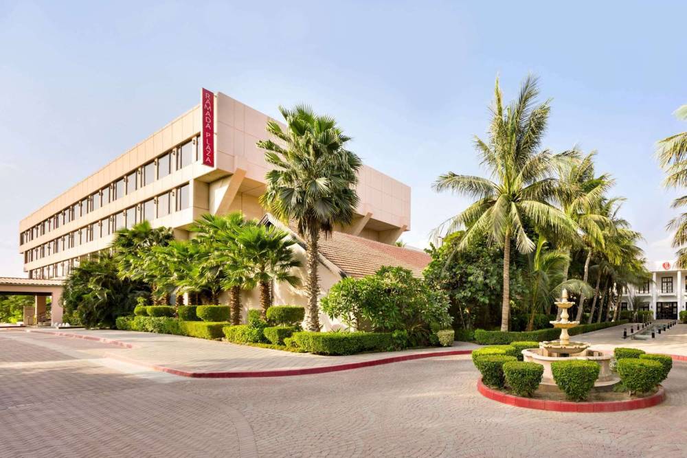 Ramada Plaza Karachi Airport Hotel