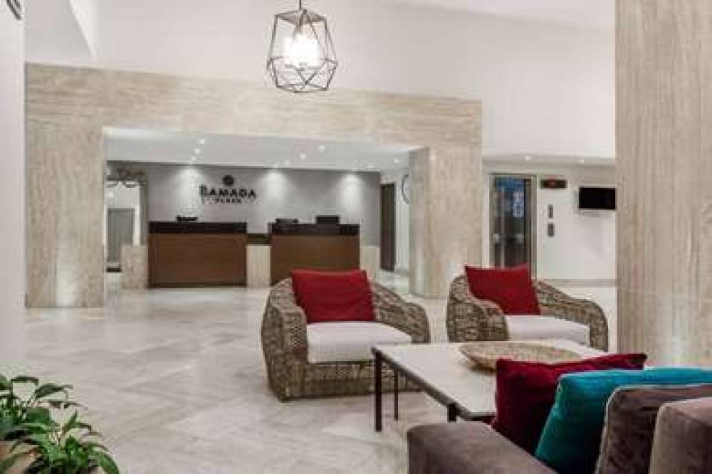 Ramada Plaza Leon