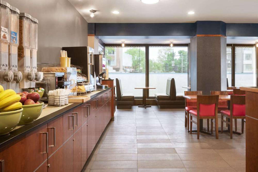 RAMADA PLAZA MONTREAL 3