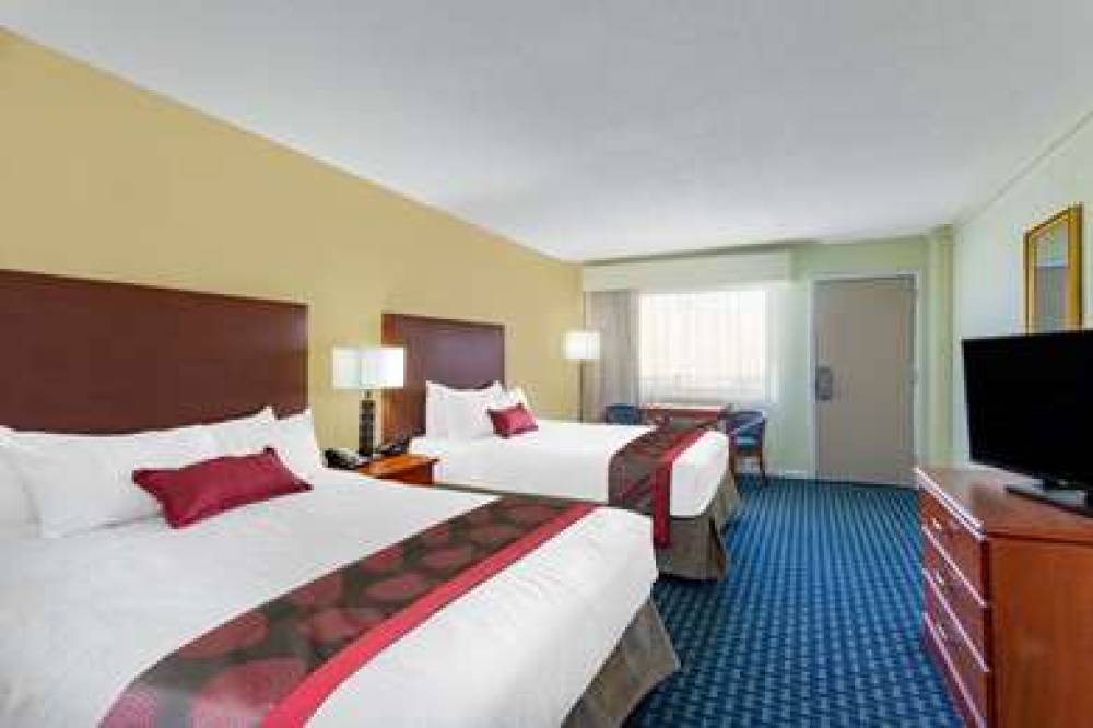 RAMADA VIRGINIA BEACH 9