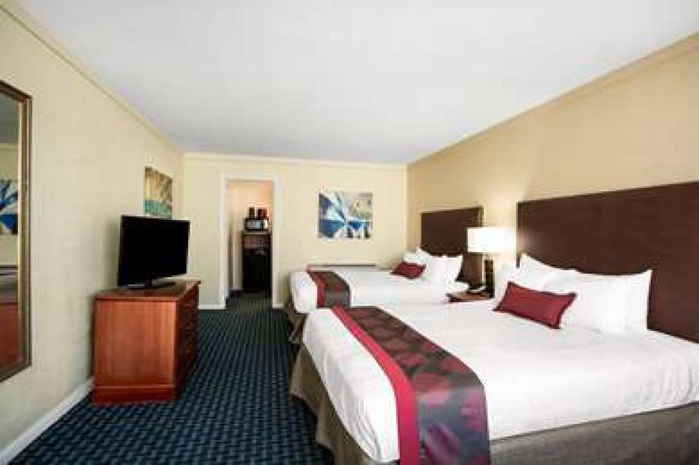 RAMADA VIRGINIA BEACH 7