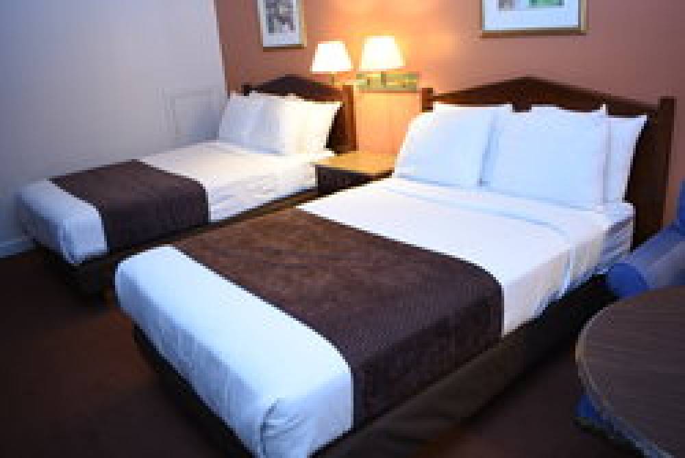 RED CARPET INN AND SUITES 2