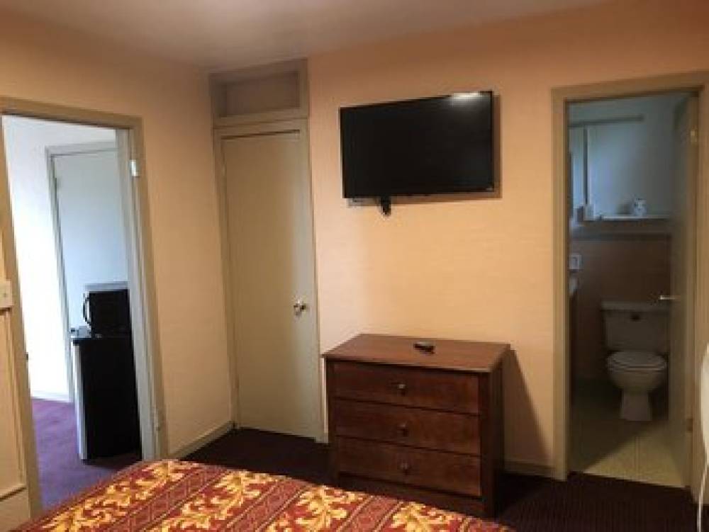 RED CARPET INN DAYTONA BCH 6