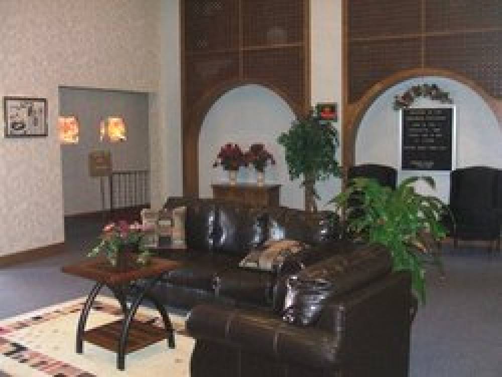RED CARPET INN GREENWOOD 5