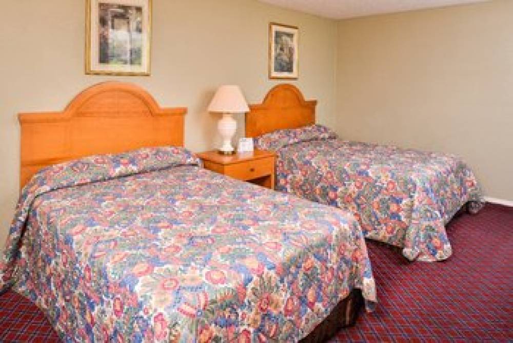 RED CARPET INN HORNWOOD 8