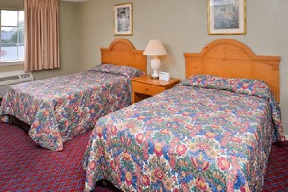 RED CARPET INN HORNWOOD 5