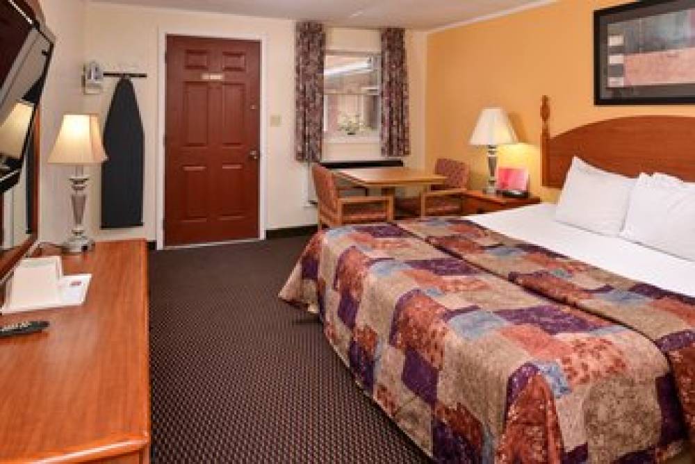 RED CARPET INN RONKS 9