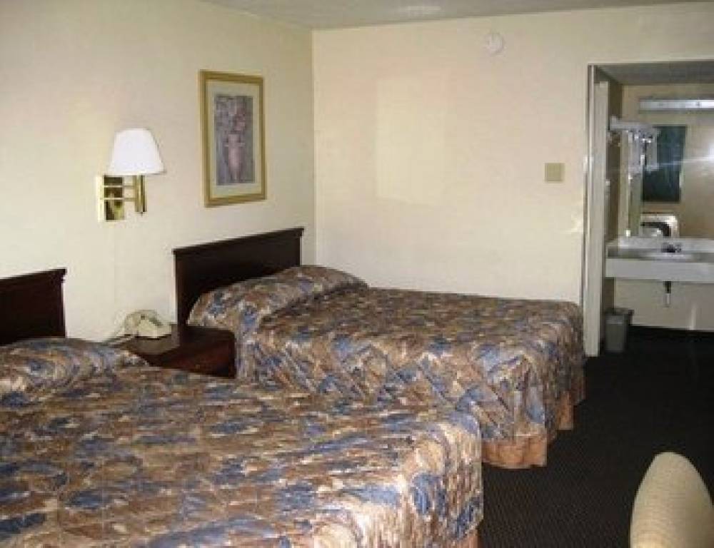 Red Carpet Inn Terre Haute 10
