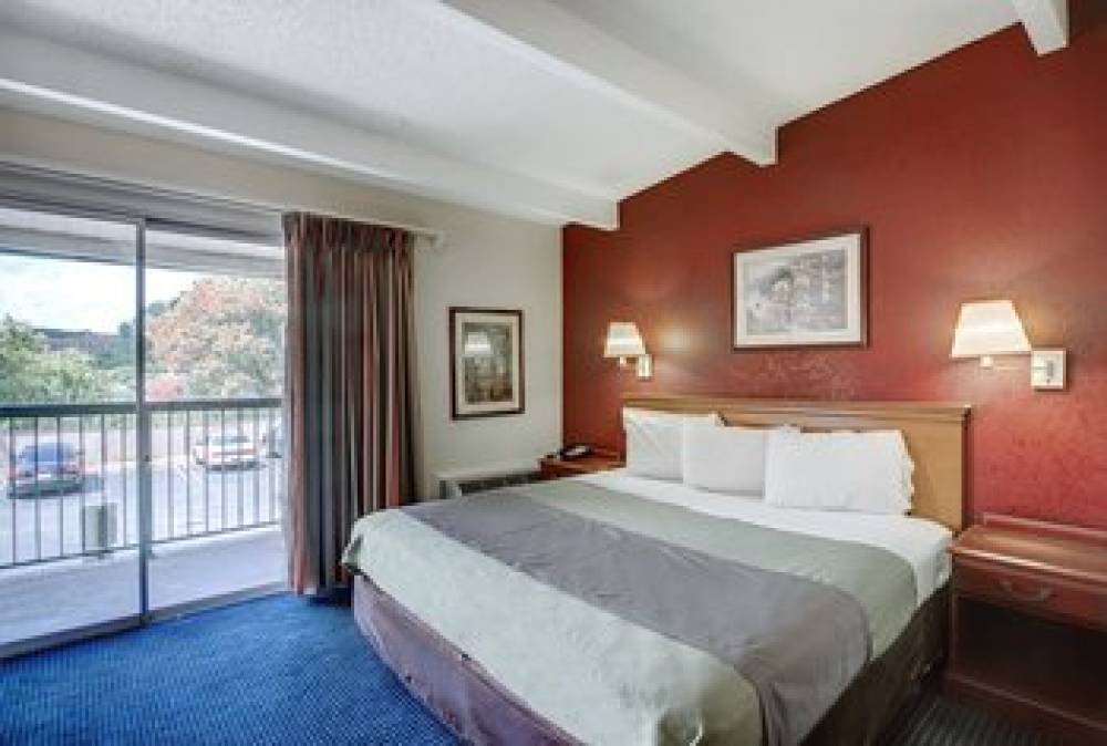 RED CARPET INN WHIPPANY NJ 8