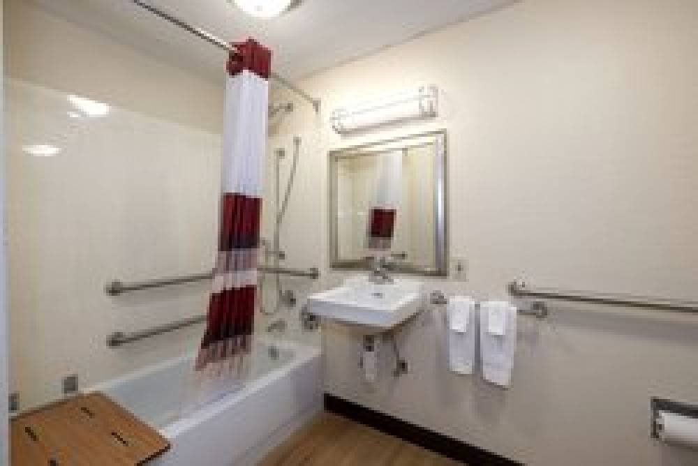 Red Roof Inn Atlanta - Smyrna  9