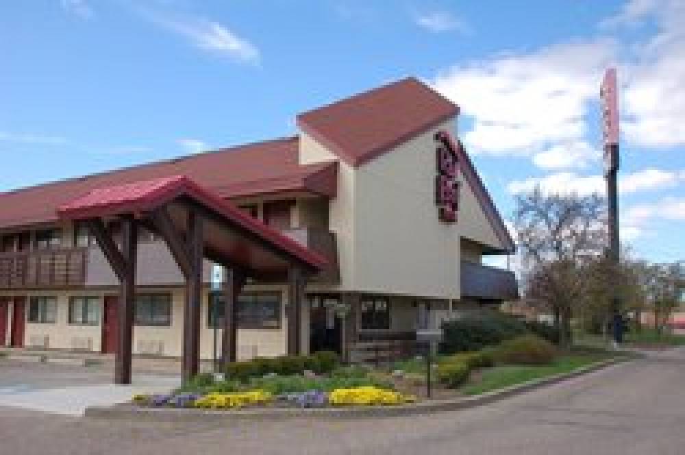 Red Roof Inn Canton  3