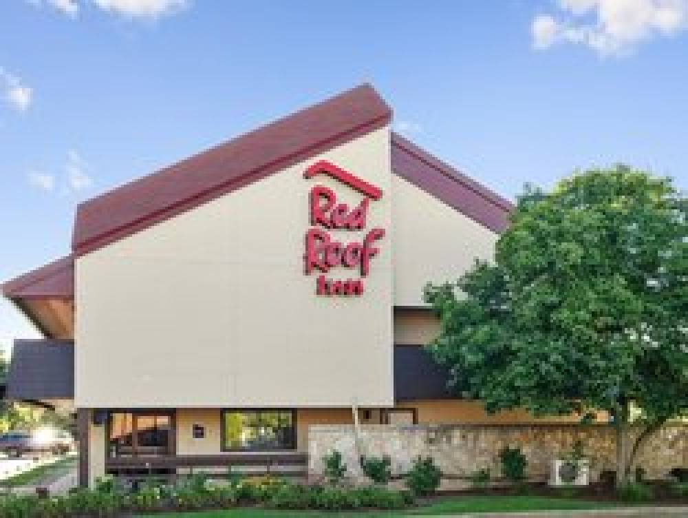 Red Roof Inn Canton  8