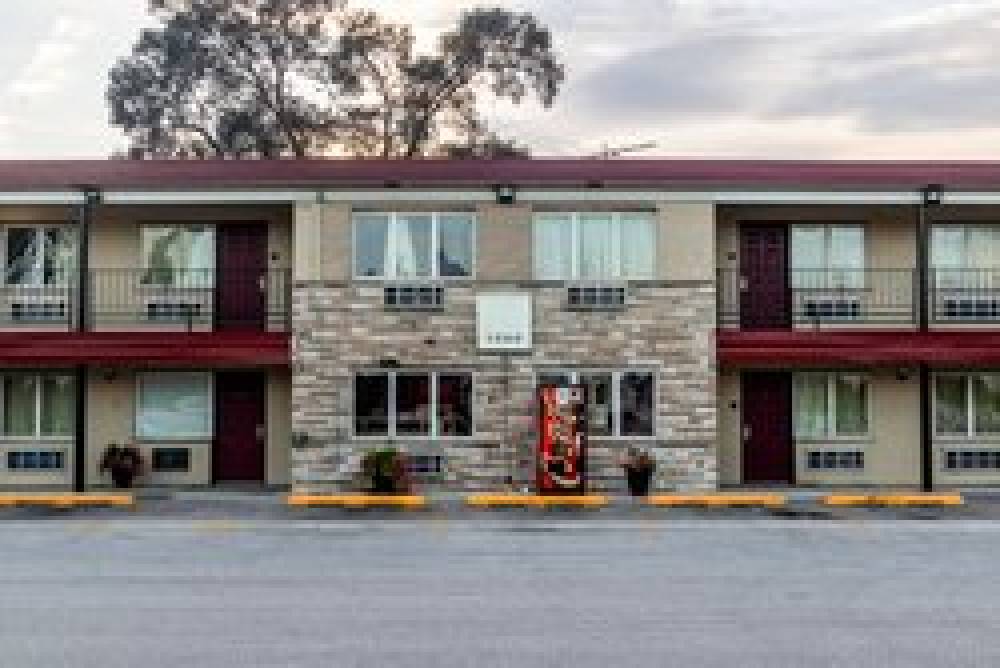Red Roof Inn Chicago - Alsip 5