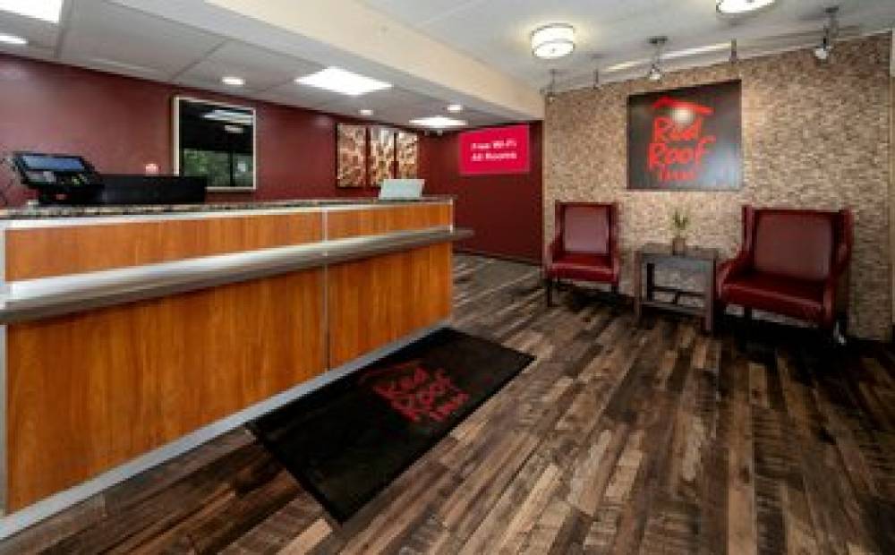 Red Roof Inn Chicago-Lansing 4