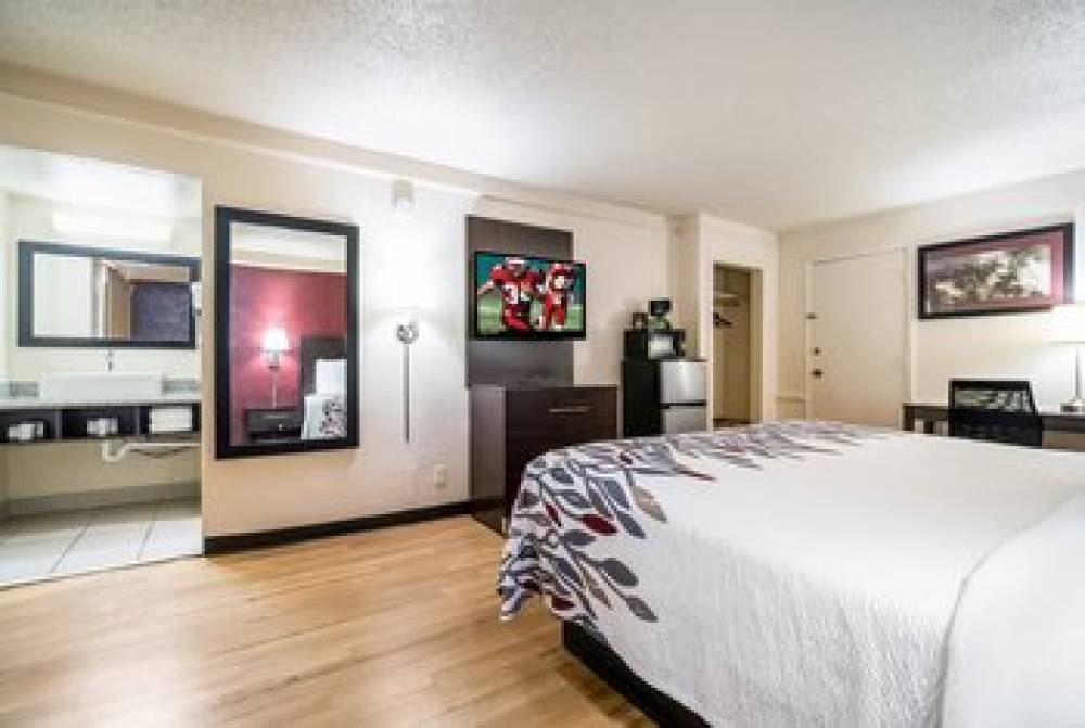 Red Roof Inn Dallas - Richardson  10