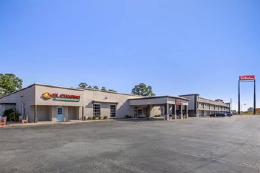 RED ROOF INN DUNN 4