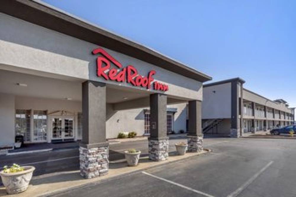 RED ROOF INN DUNN 9