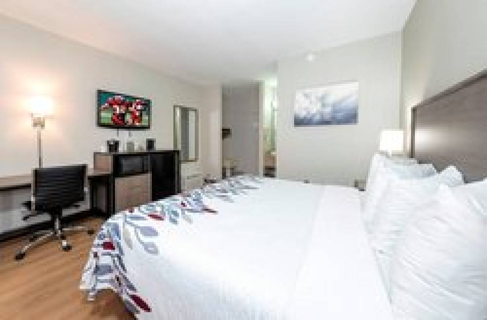 RED ROOF INN PETERSBURG - FORT LEE 2