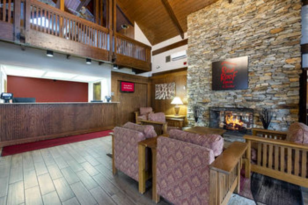 Red Roof Inn & Suites Hazleton 7