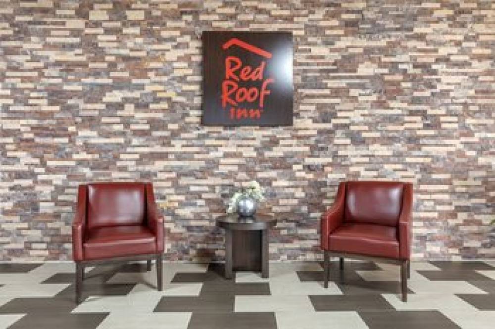 RED ROOF LA MARQUE 2